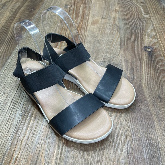 kensie everlee sandals